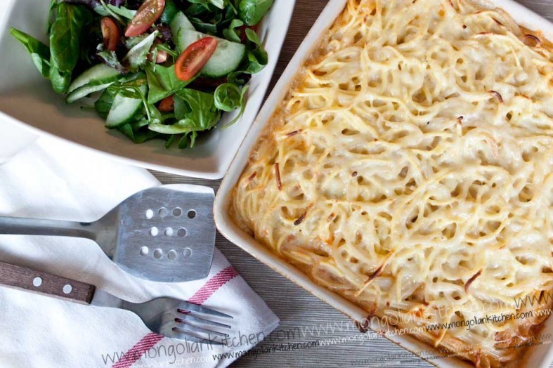 Pasta Bechamel bake (Pastitsio)